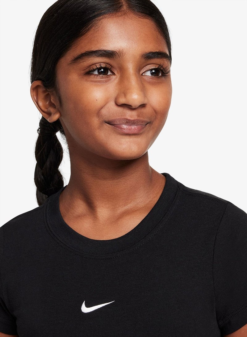 نايكي تيشيرت قصير بقصة ضيقة للشباب - Image 3